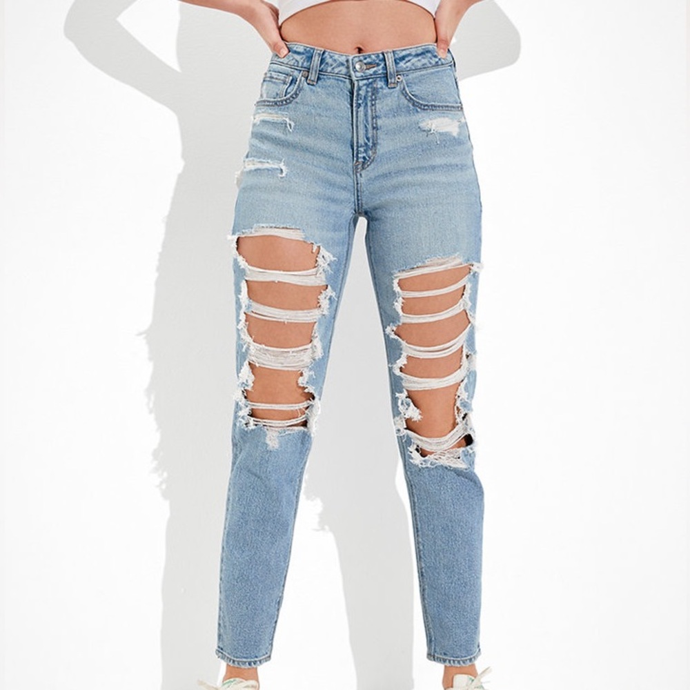 American Eagle Mom Jean